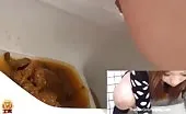 Spying on a sexy babe shitting