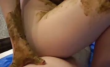 Lady Shits