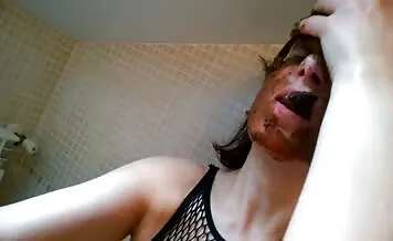Lady Shits on My Face