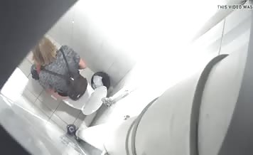 Blonde babe shitting in toilet