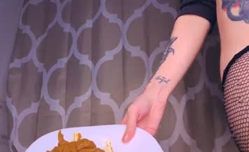 Tattooed babe eats her own poop