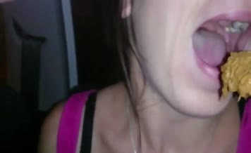 Milf that eats her own shit