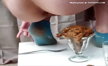 Curvy lady shits chocolate cream